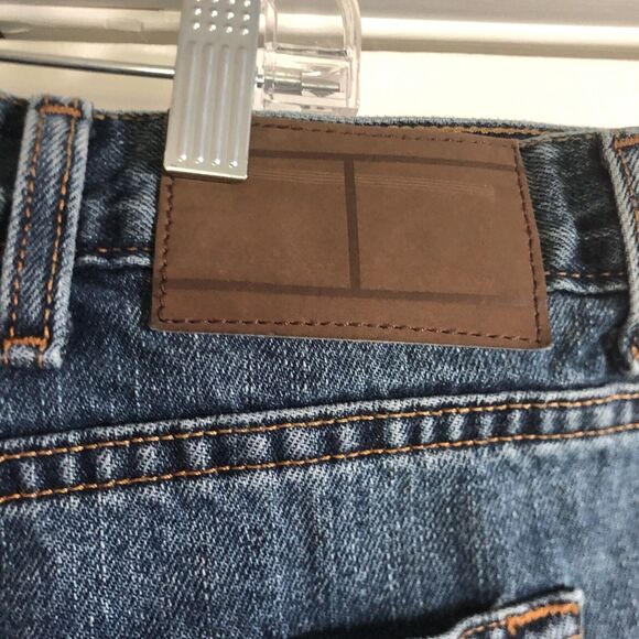 Tommy Hilfiger Men's 40-34 Classic Straight Leg Blue Cotton Denim Jeans - Picture 9 of 16